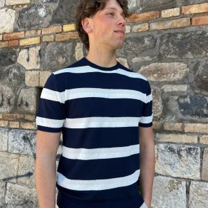 Maglia Girocollo Rigata Uomo Traforata – Stile e Freschezza Estiva